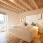 Dock 2 - Tolles Fuer Bis Zu 6 Personen Mit Kaminofen Und Sauna - Haustiere Herzlich Willkommen Hébergement de vacances *