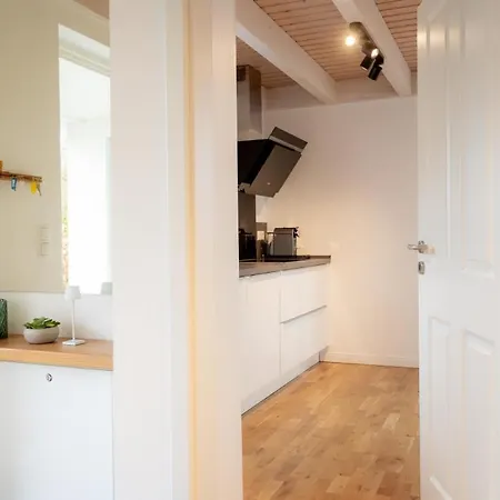 Dock 2 - Tolles Fuer Bis Zu 6 Personen Mit Kaminofen Und Sauna - Haustiere Herzlich Willkommen *