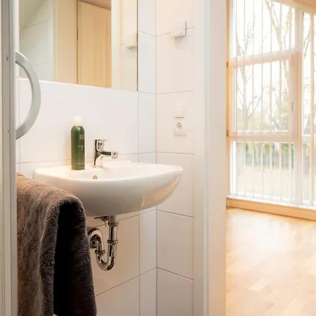 Dock 2 - Tolles Fuer Bis Zu 6 Personen Mit Kaminofen Und Sauna - Haustiere Herzlich Willkommen *