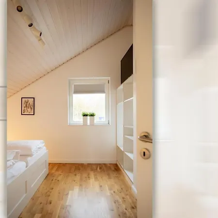 Feriehus Dock 2 - Tolles Fuer Bis Zu 6 Personen Mit Kaminofen Und Sauna - Haustiere Herzlich Willkommen