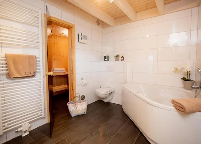 Dock 2 - Tolles Fuer Bis Zu 6 Personen Mit Kaminofen Und Sauna - Haustiere Herzlich Willkommen Tatil Evi Nordhorn